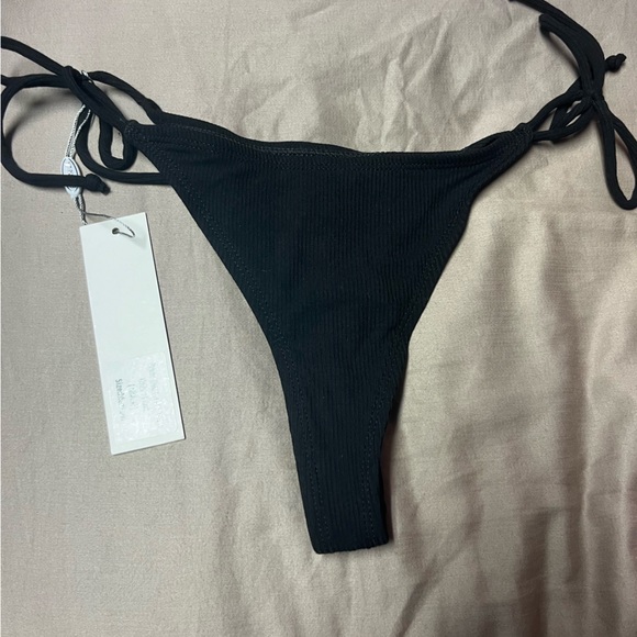 BoutineLA Black Ribbed Beachy Bottoms - Picture 1 of 4